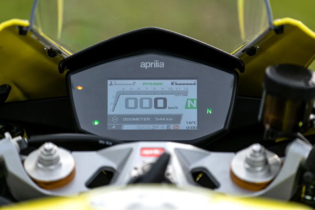 Aprilia RS 660 Vocazione stradale
