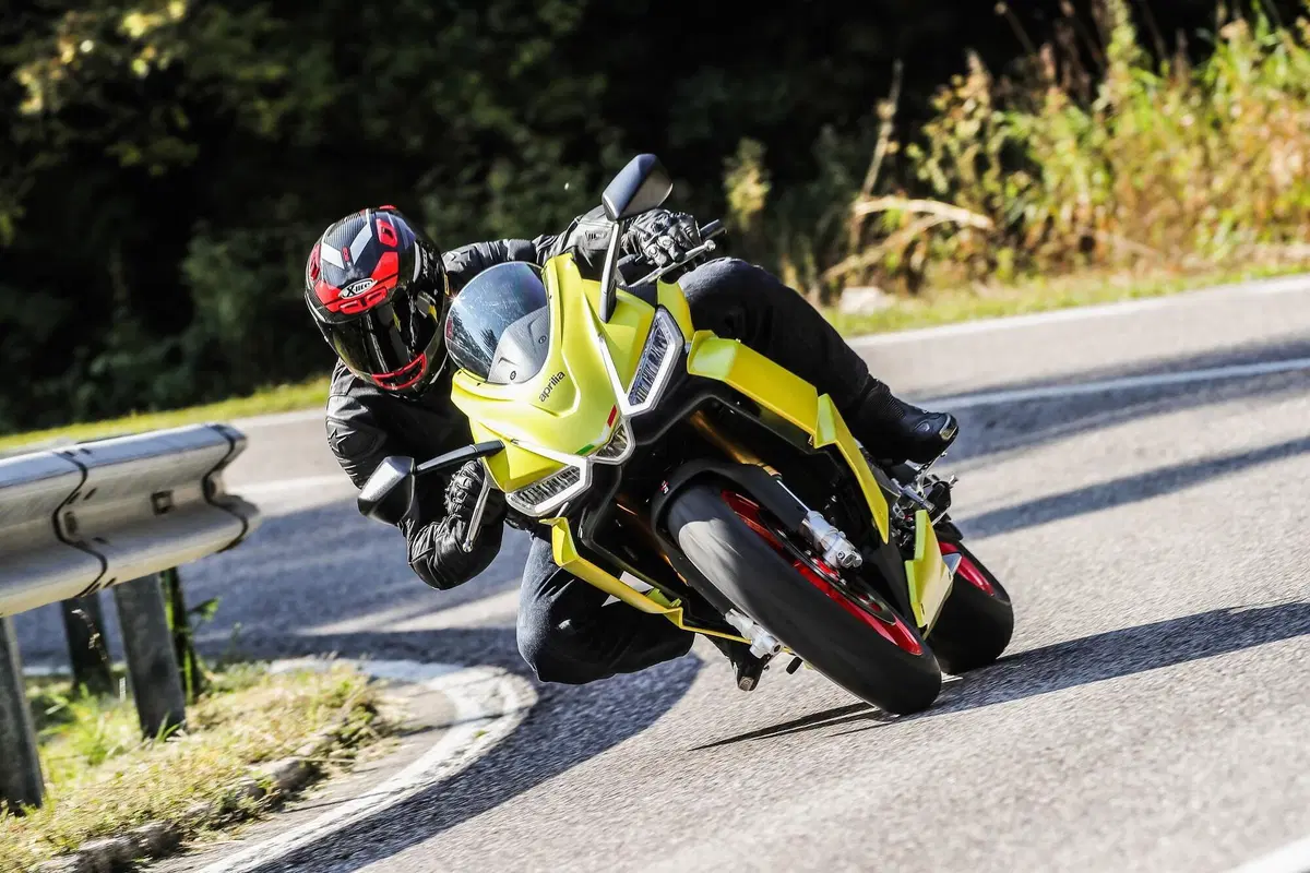 Aprilia RS 660 Vocazione stradale