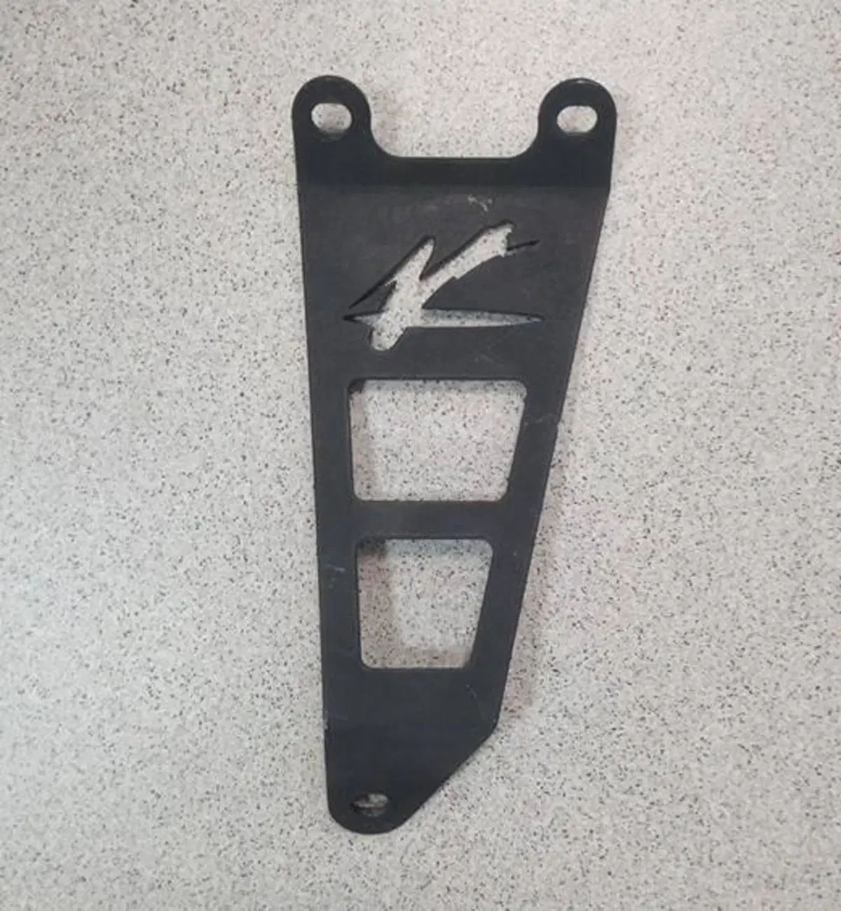 Staffa supporto silenziatore GSXR Robby Moto Engineering (5)