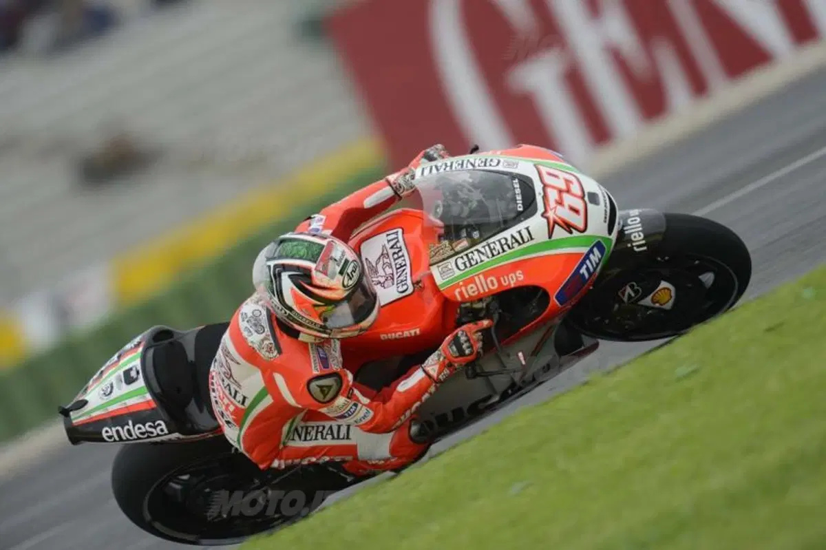MotoGP. Pedrosa vince il GP di Spagna (9)