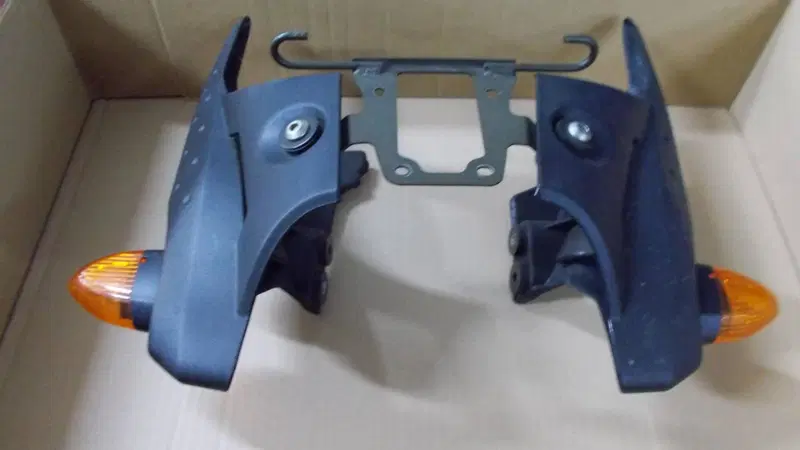 Vari ricambi usati Kawasaki ZX-6R anno 2005 (3)