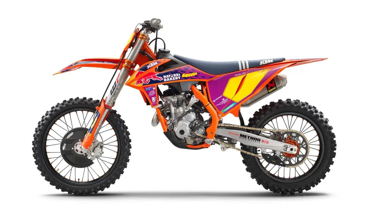 KTM 250 SX-F Troy Lee Designs 2021 (4)