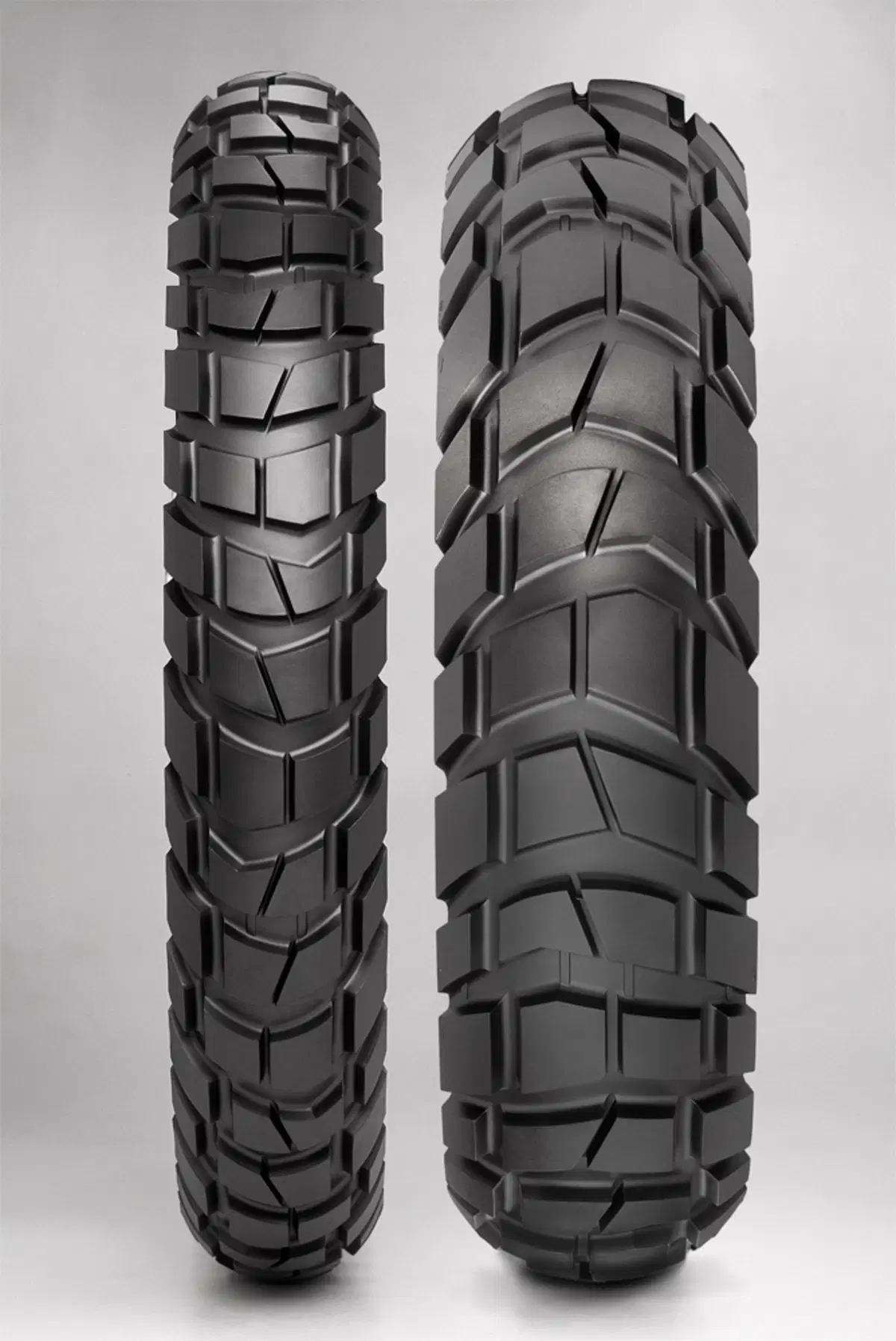 Metzeler presenta i nuovi pneaumatici Karoo 3