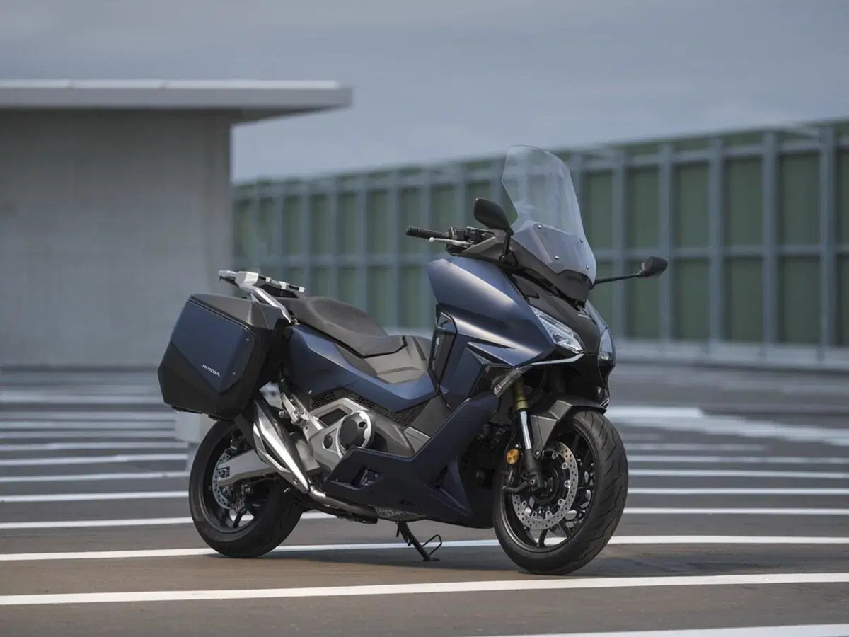 Honda Forza 750: il nuovo maxi GT m.y. 2021 (8)