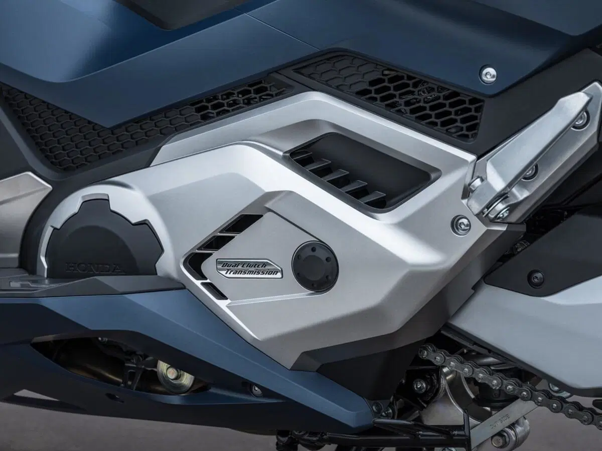 Honda Forza 750: il nuovo maxi GT m.y. 2021 (3)