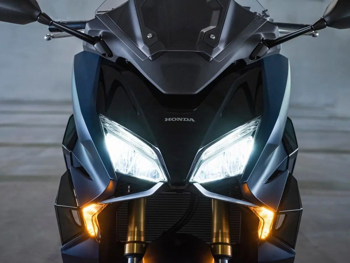 Honda Forza 750: il nuovo maxi GT m.y. 2021