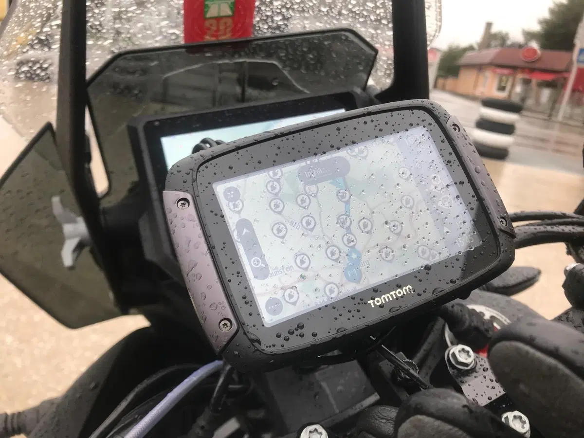 TomTom Rider 550 Premium Pack  (11)