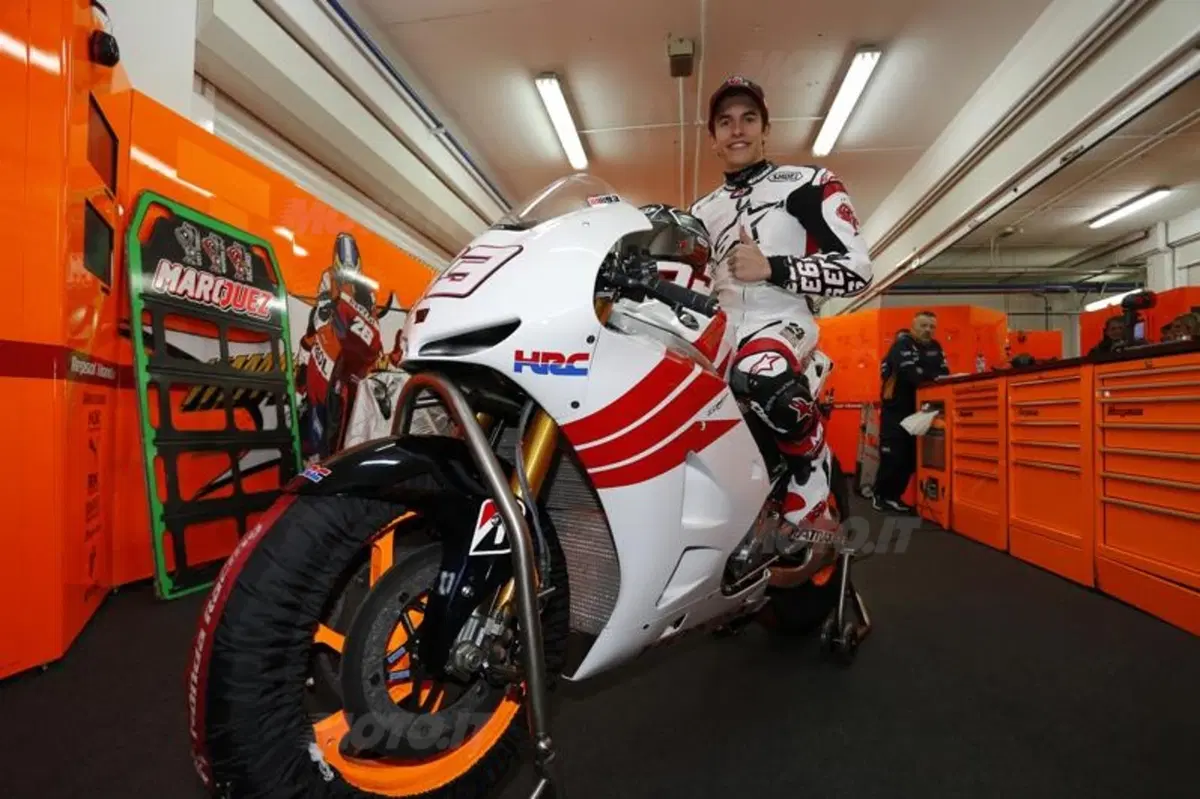 MotoGP. La prima giornata di test a Valencia