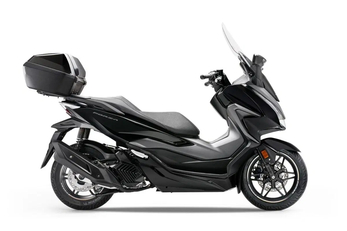 Honda Forza 125 m.y. 2021. Euro 5 e Made in Italy (12)