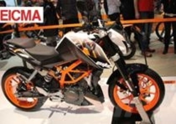 KTM 390 Duke a EICMA 2012