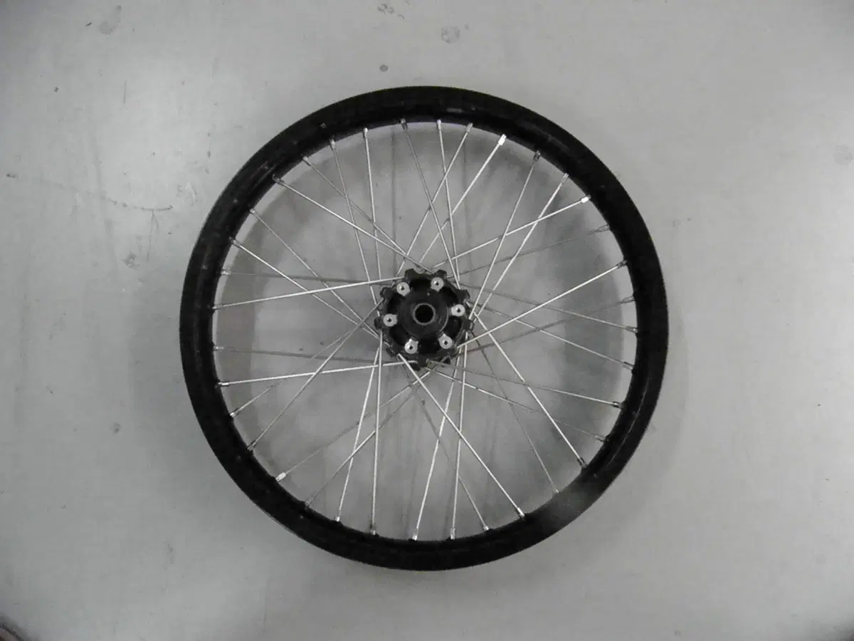 RUOTA ANT. HONDA AFRICA TWIN 44650MKKD00 (2)