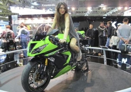 Kawasaki: nuove ZX-6R e Z800 ad EICMA 2012