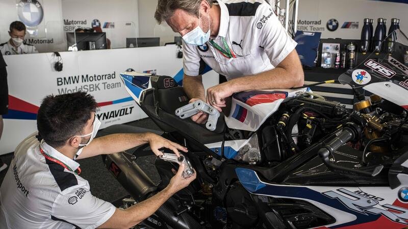 Il BMW Motorrad WorldSBK Team usa la stampa 3D direttamente in circuito