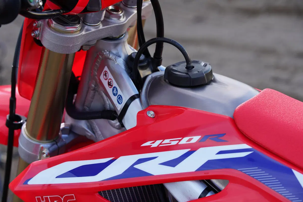 Honda CRF 450R 2021: TEST, nuova generazione! (19)