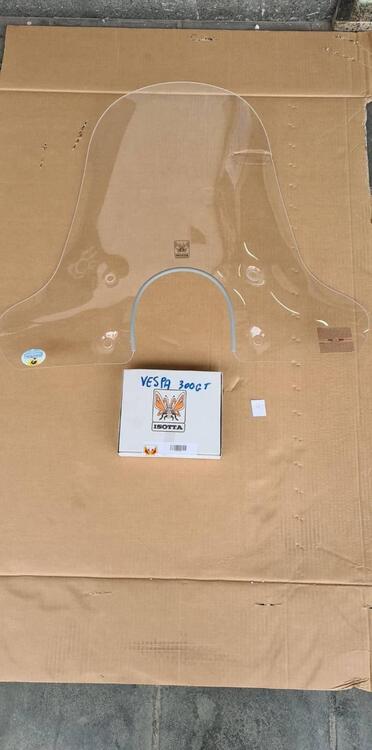 PARABREZZA PIAGGIO VESPA GT 250 GTS 300 Isotta