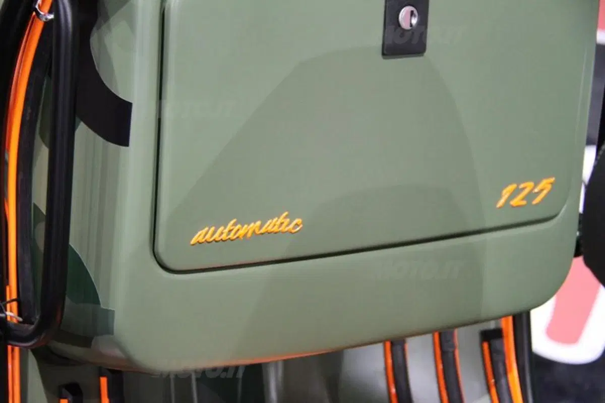 LML Star 125cc 4T Automatica a EICMA 2012 (13)