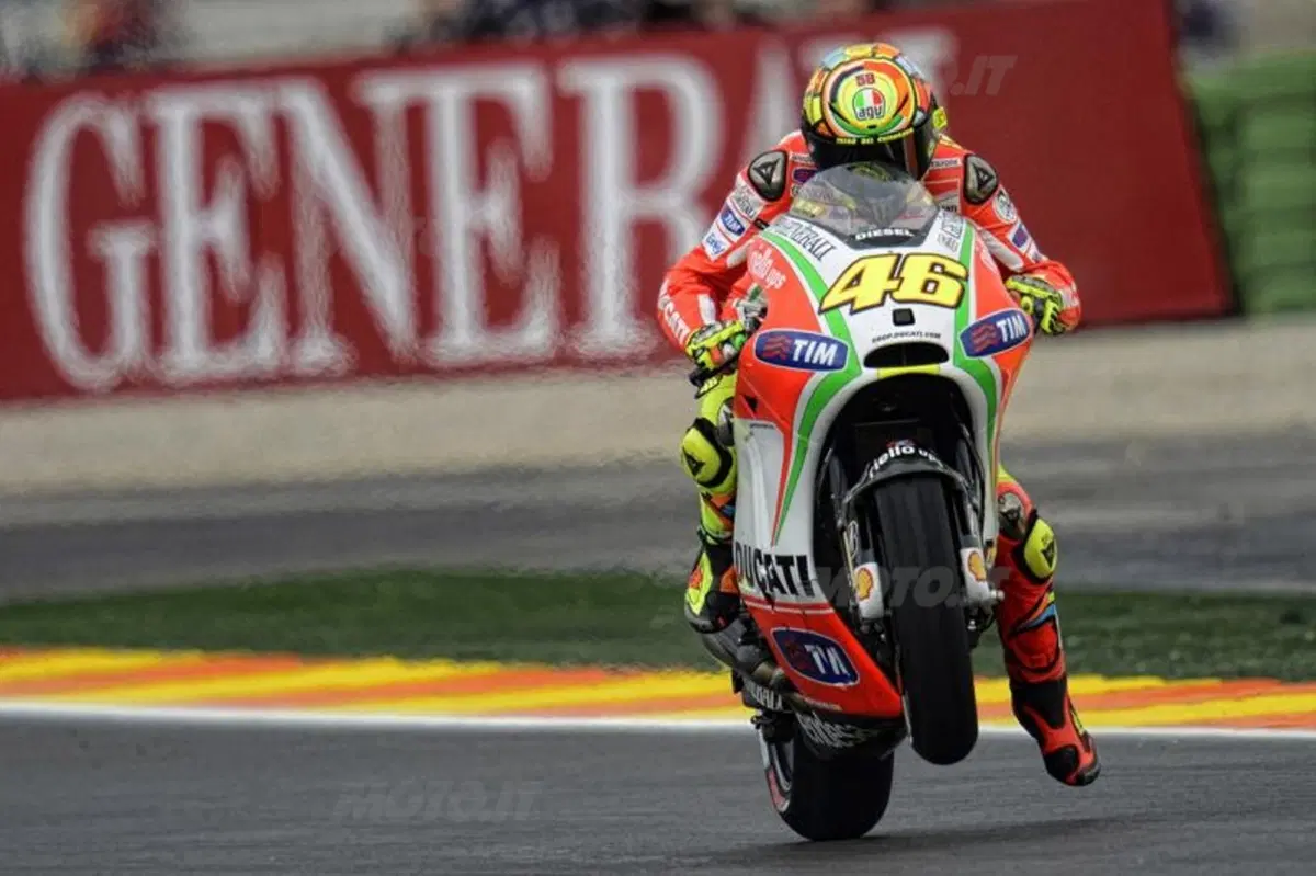 Le foto più spettacolari del GP di Valencia