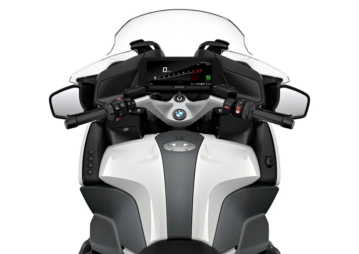 BMW R1250RT 2021: sempre più GT. Radar ed Euro 5 (5)