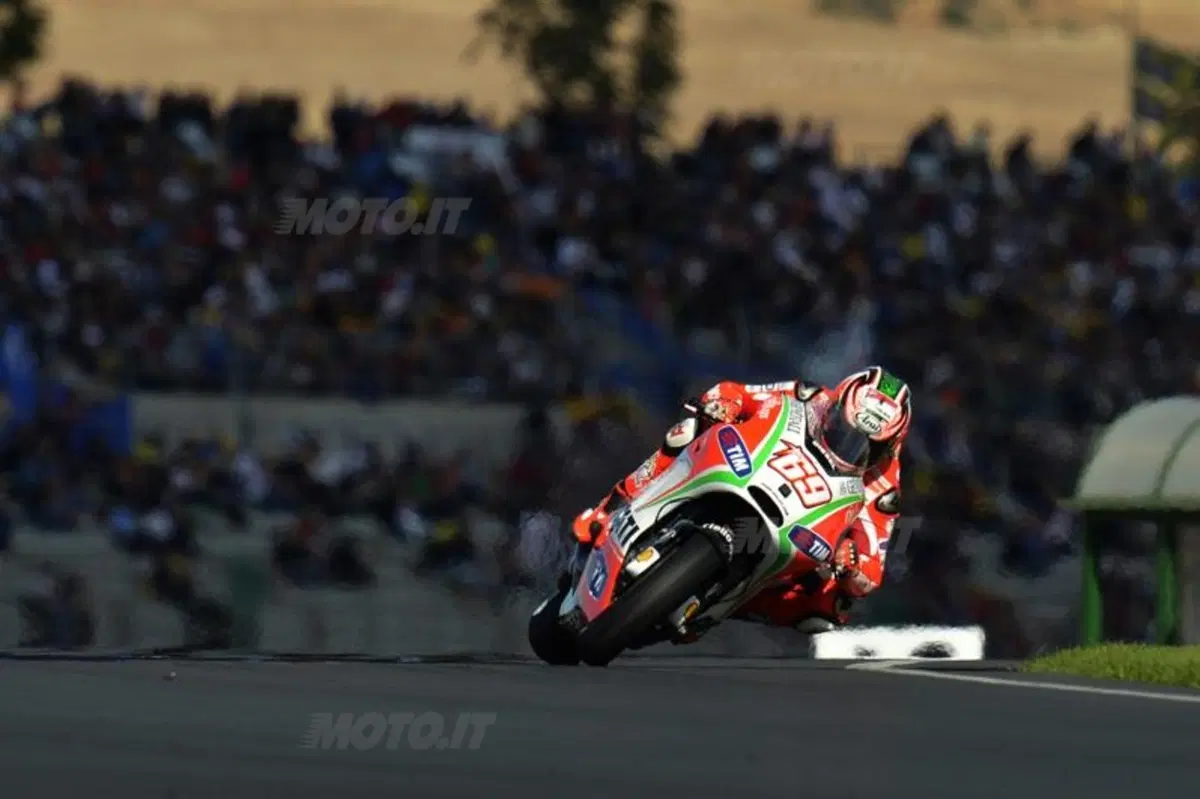 Le foto più spettacolari del GP di Valencia (29)