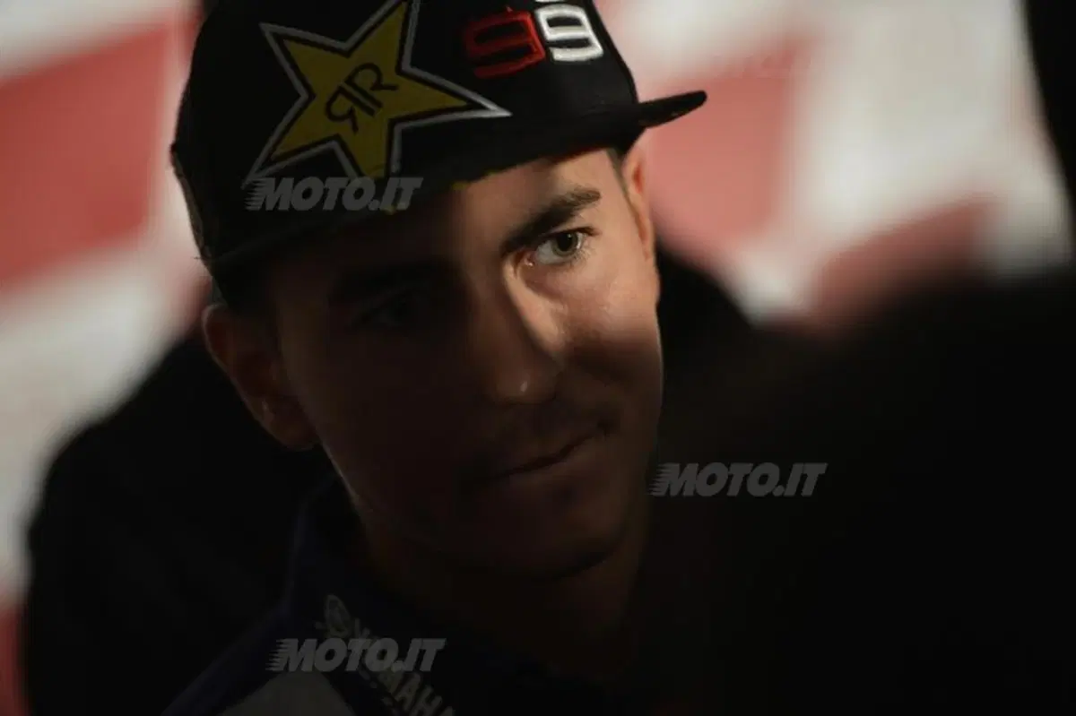 Le foto più spettacolari del GP di Valencia (40)
