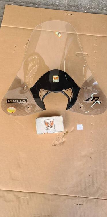 PARABREZZA HONDA SH 300 I Isotta
