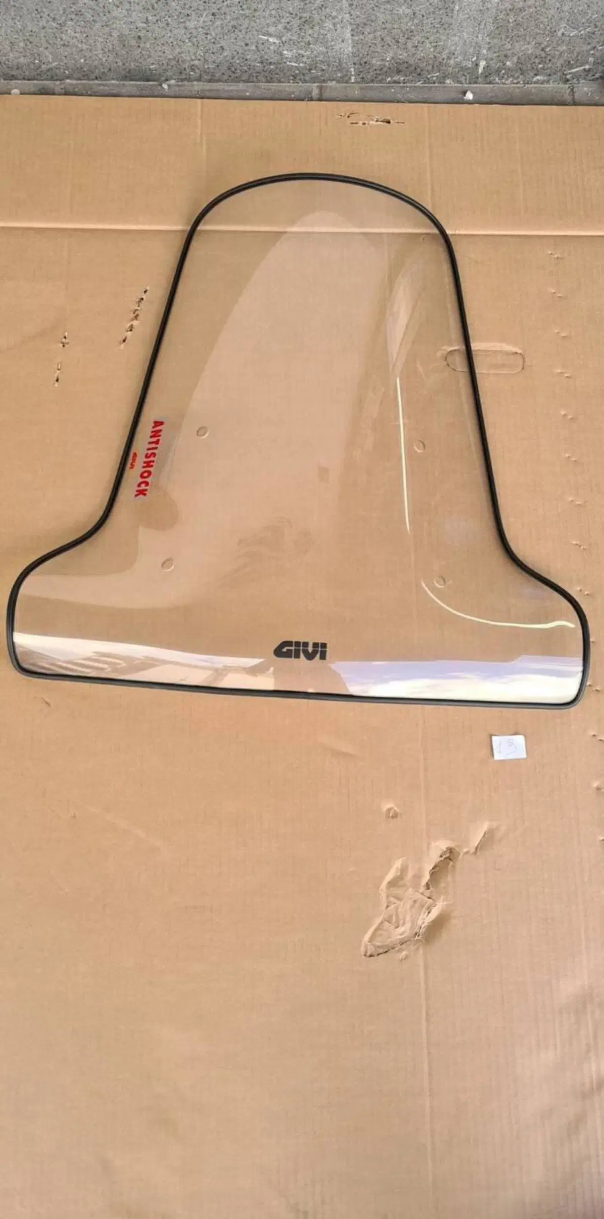 PARABREZZA UNIVERSALE Givi