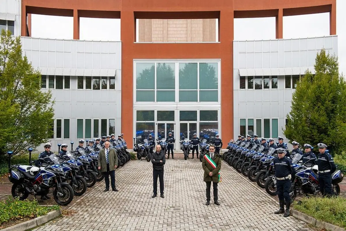 La Polizia Locale di Bologna compera 25 Ducati Multistrada 950 (4)
