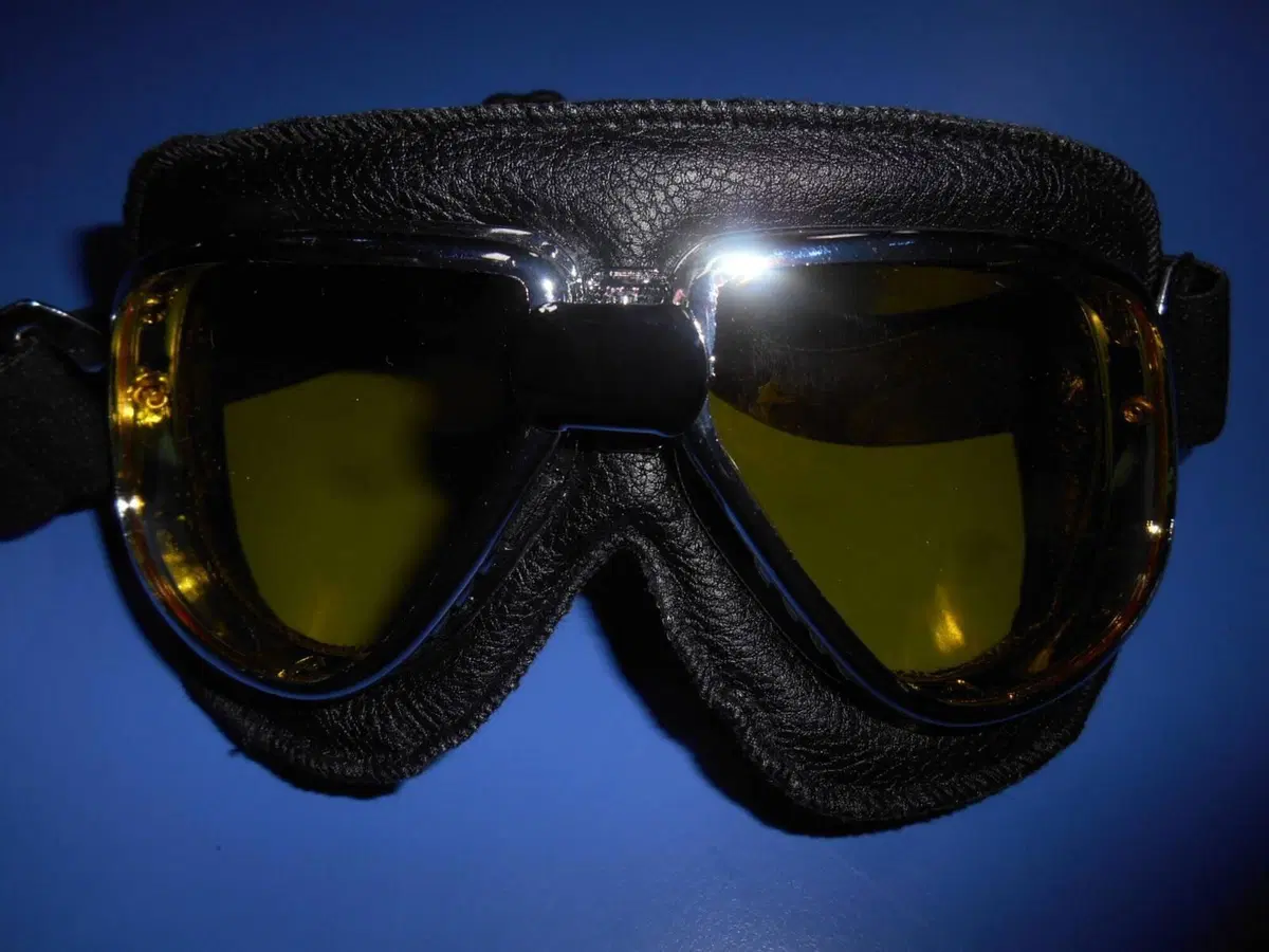 Occhiali Moto Vintage in Pelle Bikers (2)