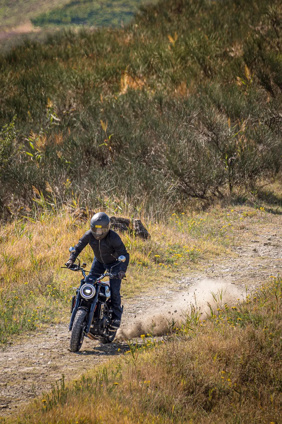 Moto Morini Super Scrambler 1200. Esperienza sensoriale! (5)