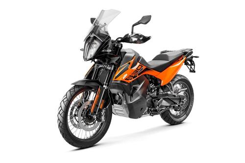 KTM 890 Adventure 2021. Caratteristiche e foto (2)