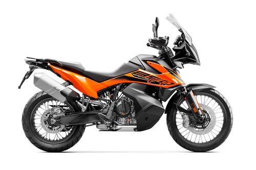 KTM 890 Adventure 2021. Caratteristiche e foto