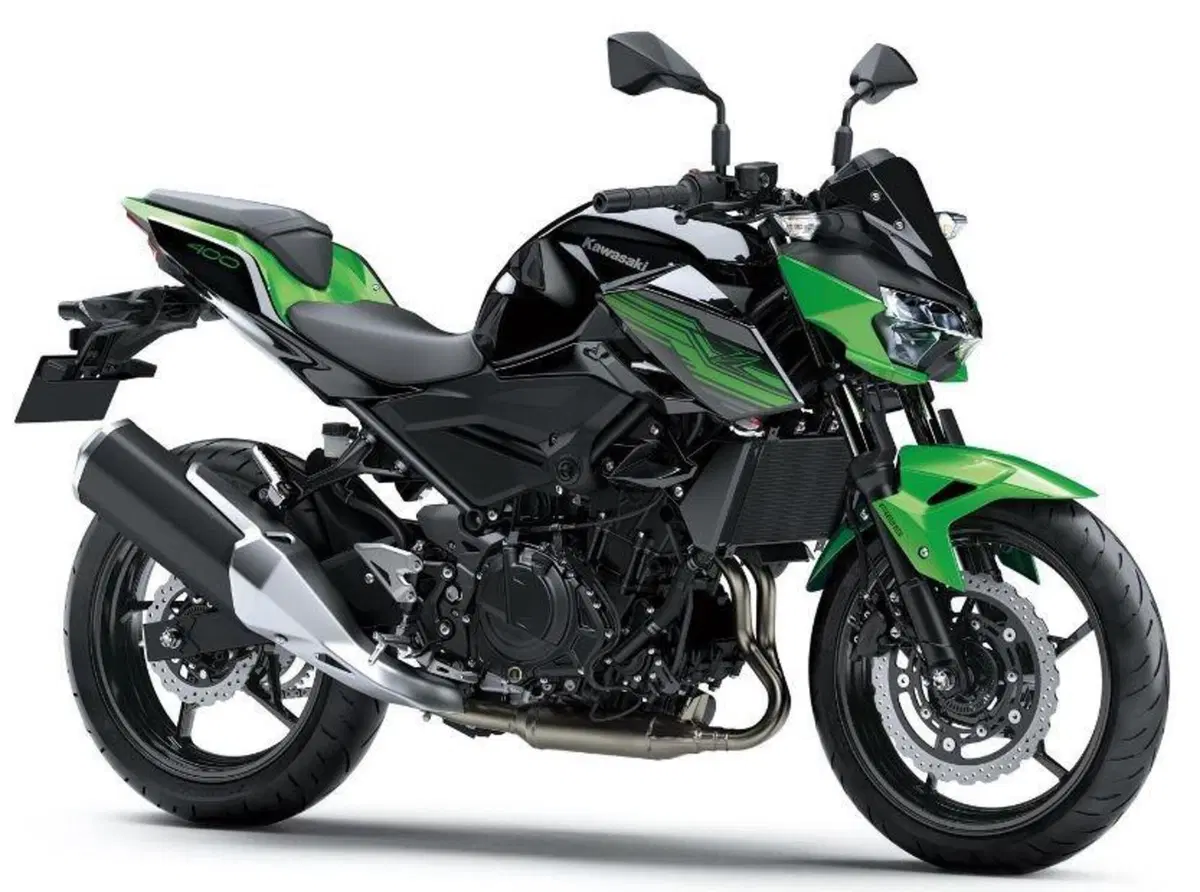 Kawasaki Z400 versione 2021 (2)