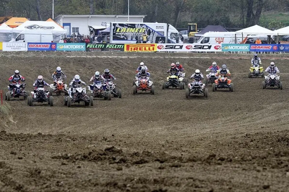 RideForLife. A Faenza Dovizioso e Melandri battono i crossisti (5)