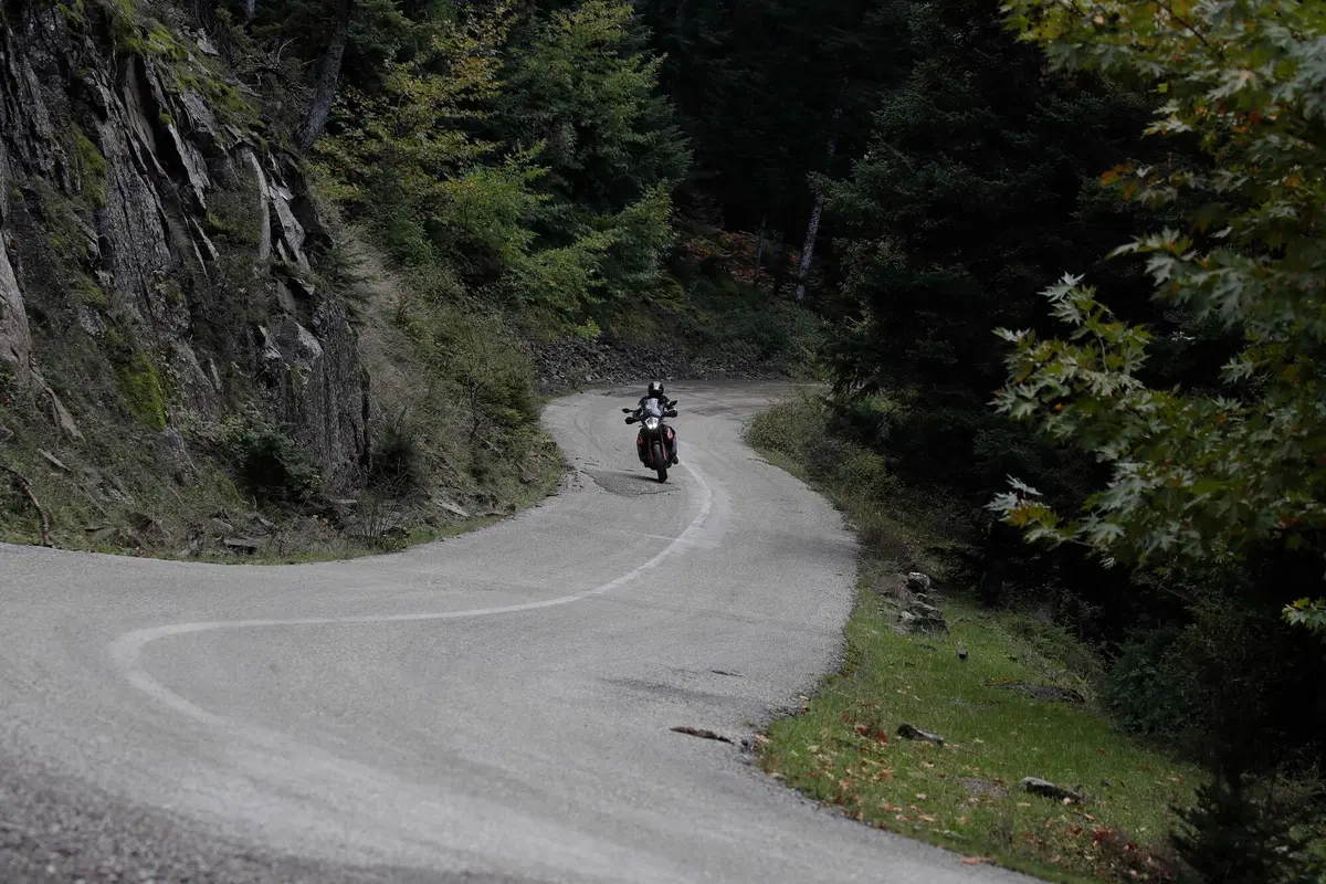 KTM 890 Adventure 2021: TEST anteprima (9)