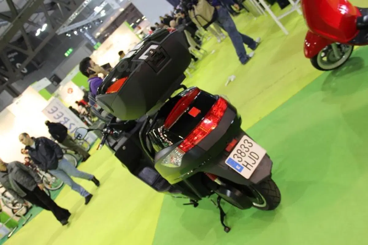 The Green Planet: la mobilità sostenibile ad EICMA 2012 (6)