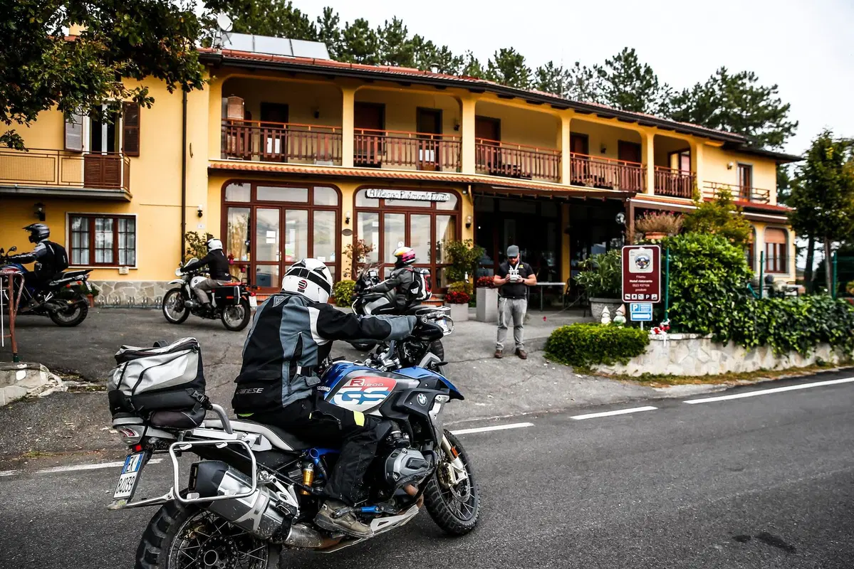 40 anni di BMW GS: vi raccontiamo il giro con i 10 lettori protagonisti! (39)