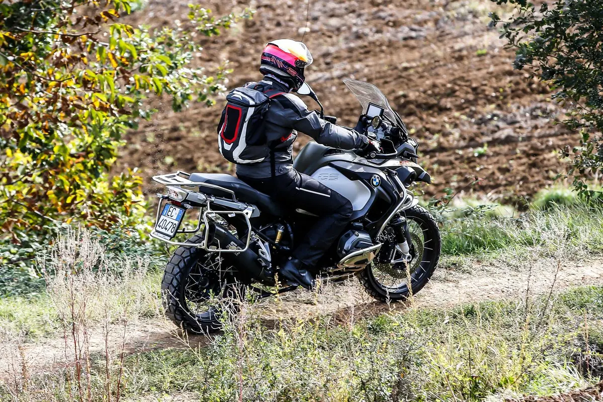 40 anni di BMW GS: vi raccontiamo il giro con i 10 lettori protagonisti! (51)