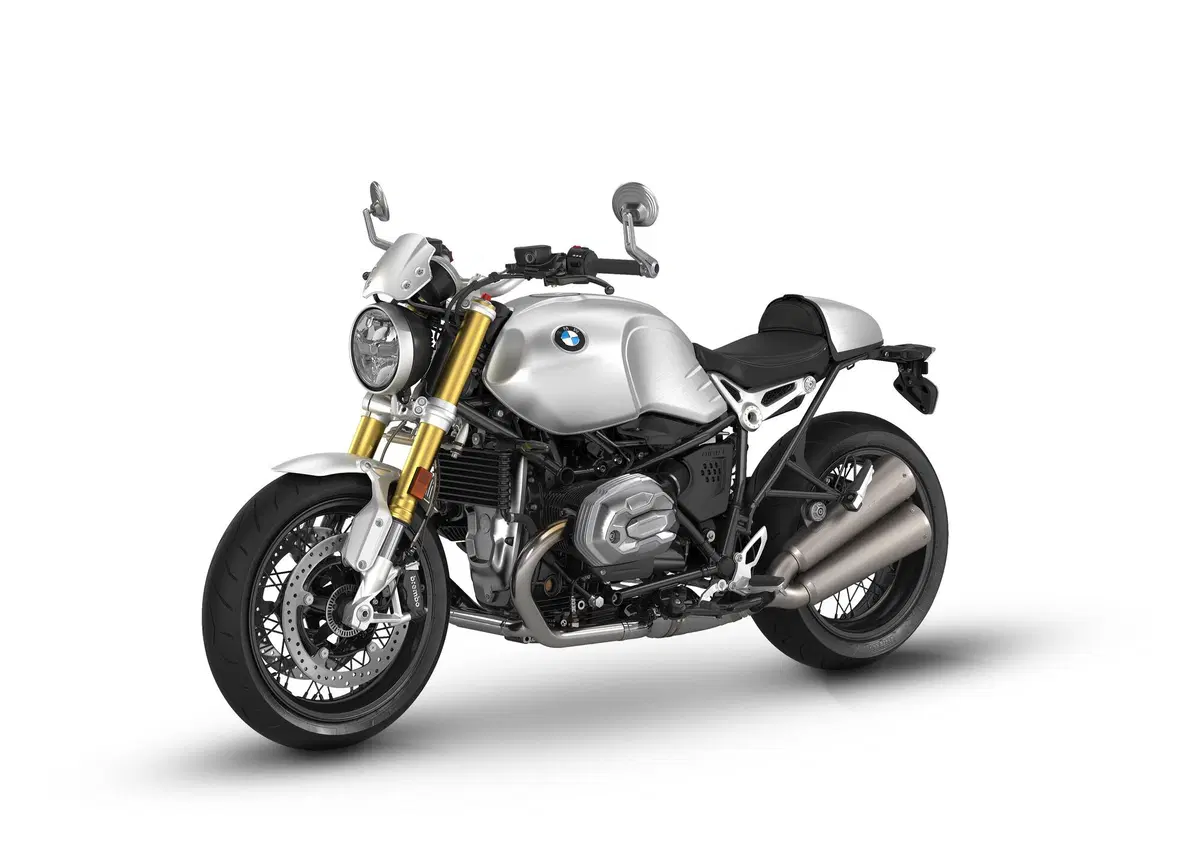 BMW: in arrivo cinque novità 2021 (5)