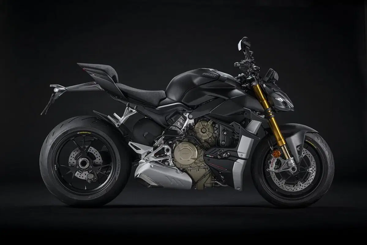 Ducati Streetfighter V4 m.y. 2021: Euro 5, e c'&egrave; la Dark Stealth
