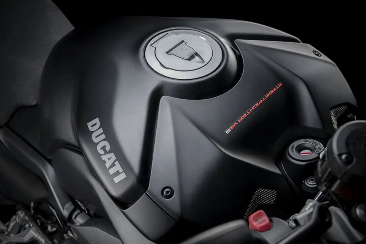 Ducati Streetfighter V4 m.y. 2021. Euro 5 e versione Dark Stealth