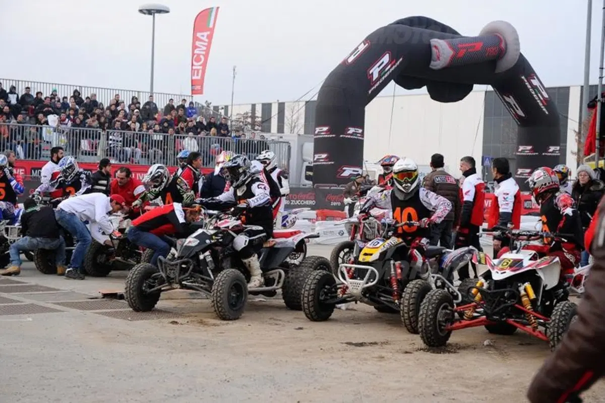EICMA MotoLive 2012: record di pubblico e di campioni