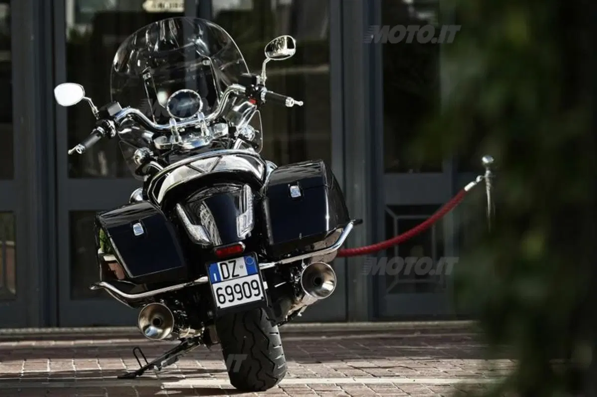 Moto Guzzi California 1400 Touring (27)
