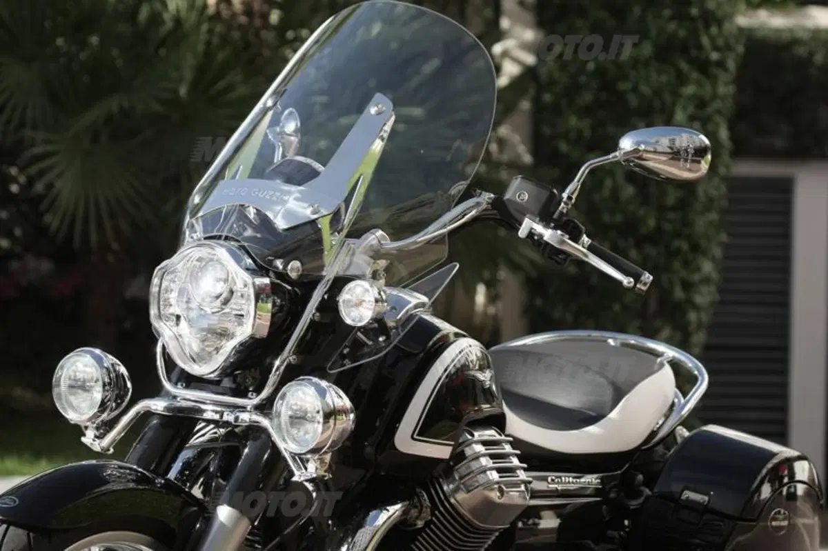 Moto Guzzi California 1400 Touring (41)