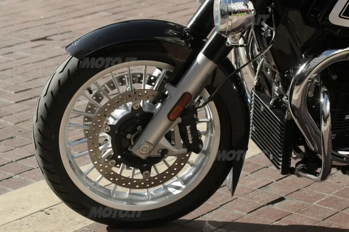 Moto Guzzi California 1400 Touring (43)