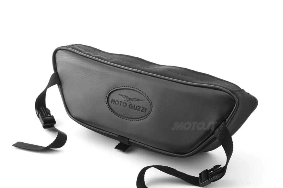 Moto Guzzi California 1400 Touring (77)