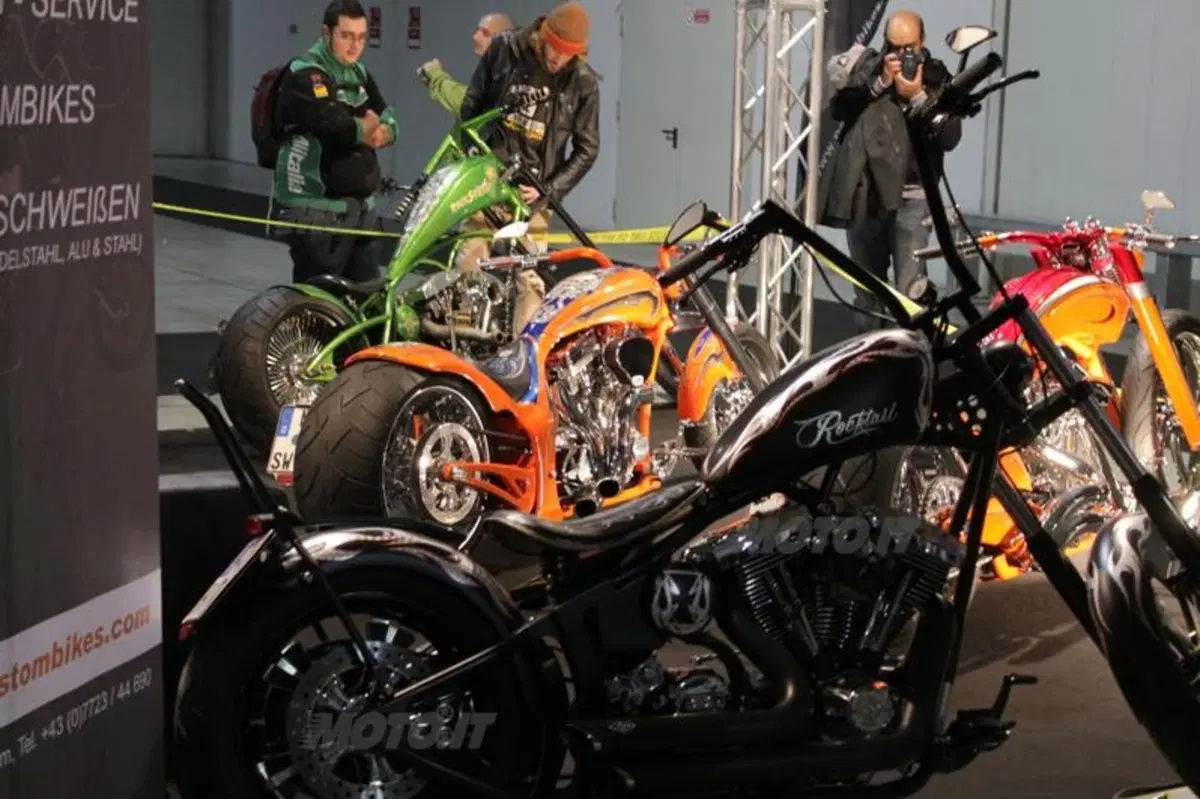 EICMA 2012: nell’area custom anche special Ducati ed MV (7)