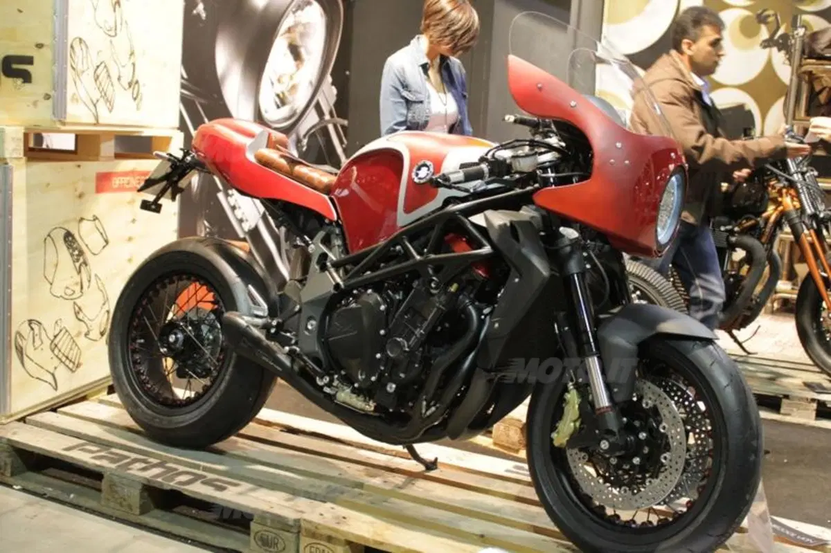 EICMA 2012: nell’area custom anche special Ducati ed MV (14)