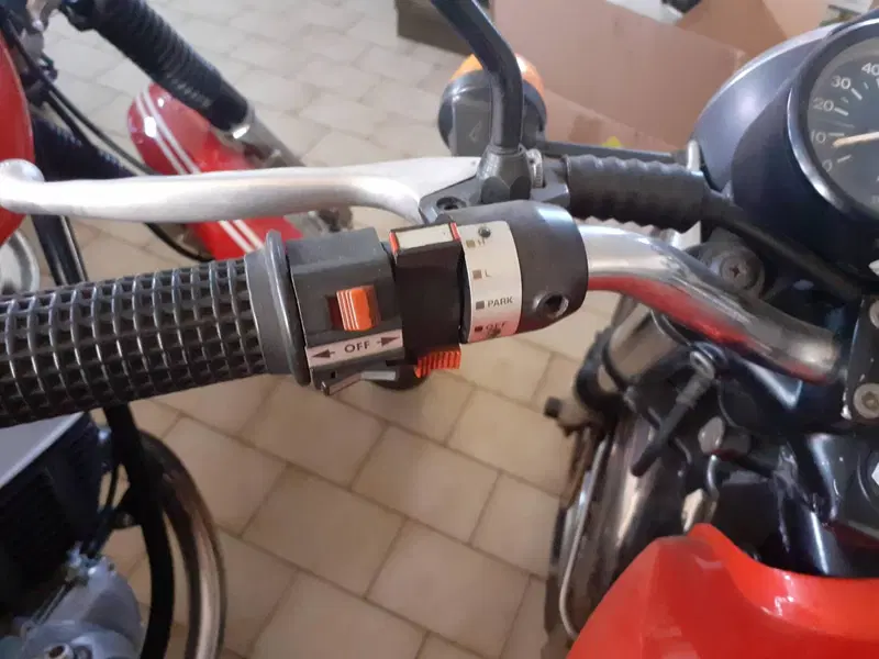 Benelli 350 rs 4 (5)
