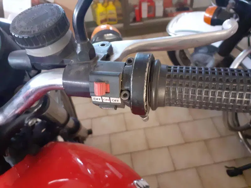 Benelli 350 rs 4 (6)