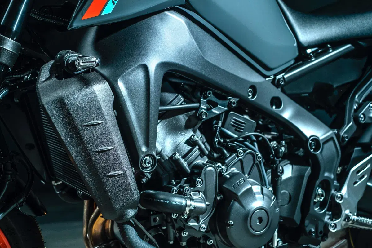 Yamaha MT 09 2021: tutta nuova! (2)